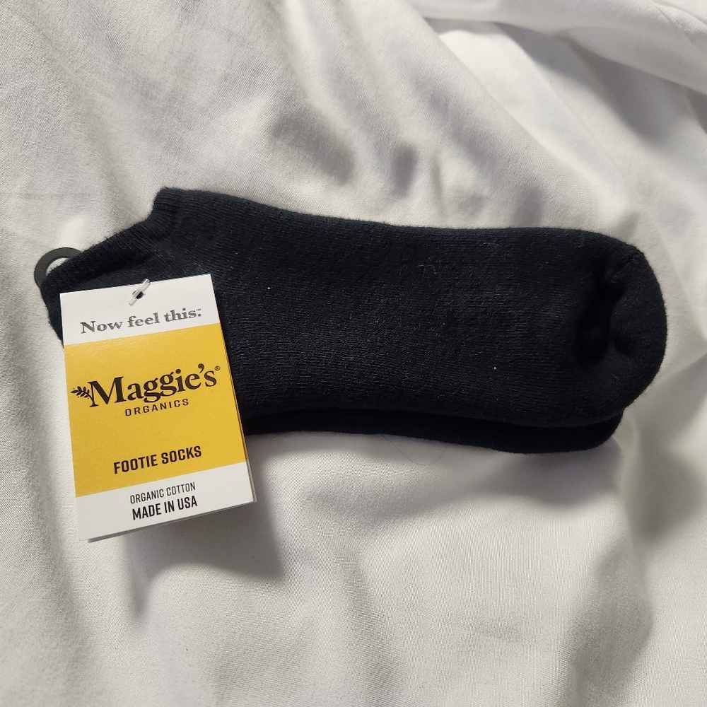 NWT Maggie's Organic's Footie Socks in Black Medium